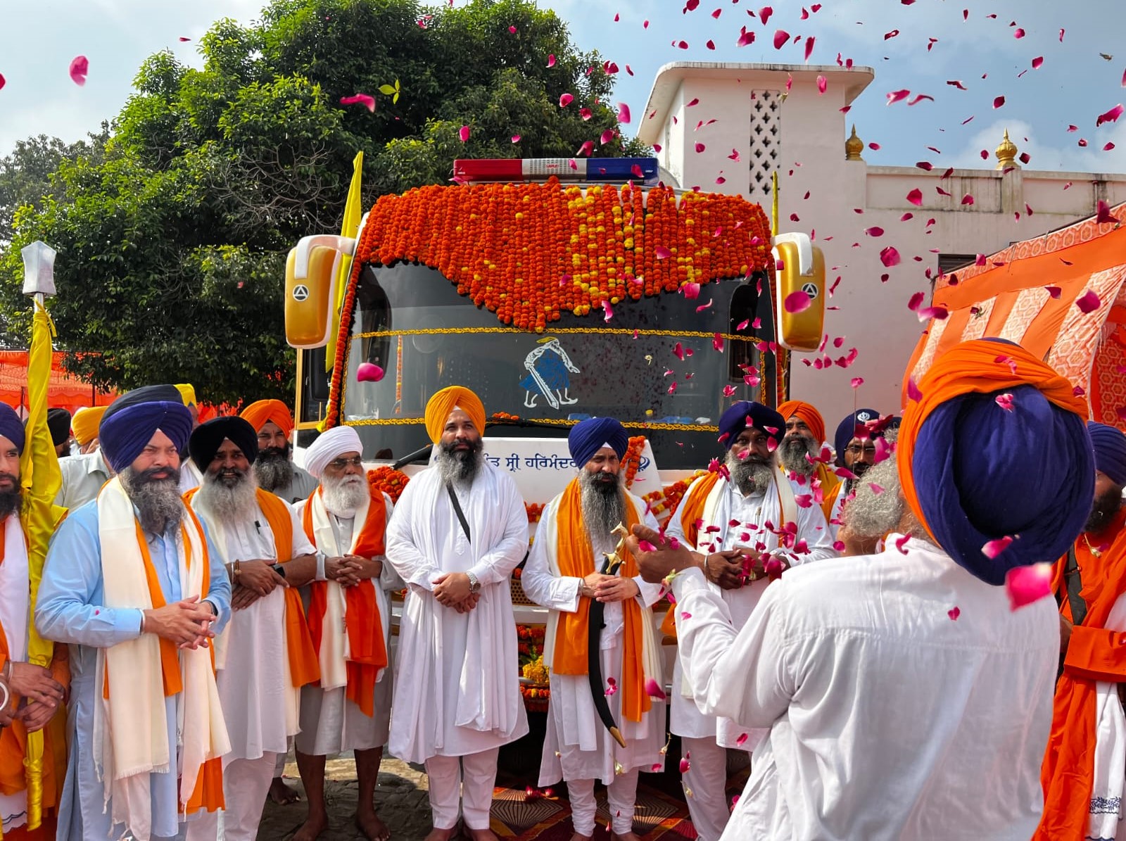ਅਸਾਮ ਤੋਂ ਆਰੰਭ ਹੋਇਆ ਨਗਰ ਕੀਰਤਨ ਗੜ੍ਹ ਮੁਕਤੇਸ਼ਵਰ ਤੋਂ ਅਗਲੇ ਪੜਾਅ ਗੁਰੂ ਕਾ ਤਾਲ ਆਗਰਾ ਲਈ ਰਵਾਨਾ