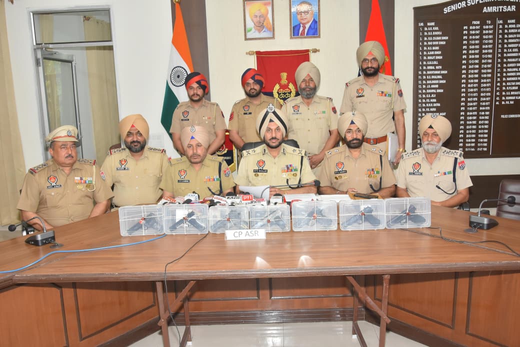 ਵਿਦੇਸ਼ ਵਿੱਚ ਬੈਠੇ ਲੋਕਾਂ ਨੇ ਵਿਗਾੜ ਤੇ ਪੰਜਾਬੀ ਮੁੰਡੇ , ਮਜ਼ਦੂਰੀ ਕਰਨ ਵਾਲੇ ਨੌਜਵਾਨਾਂ ਨੂੰ ਬਣਾ ਤਾ ਕ੍ਰਿਮਿ*@ਨਲ