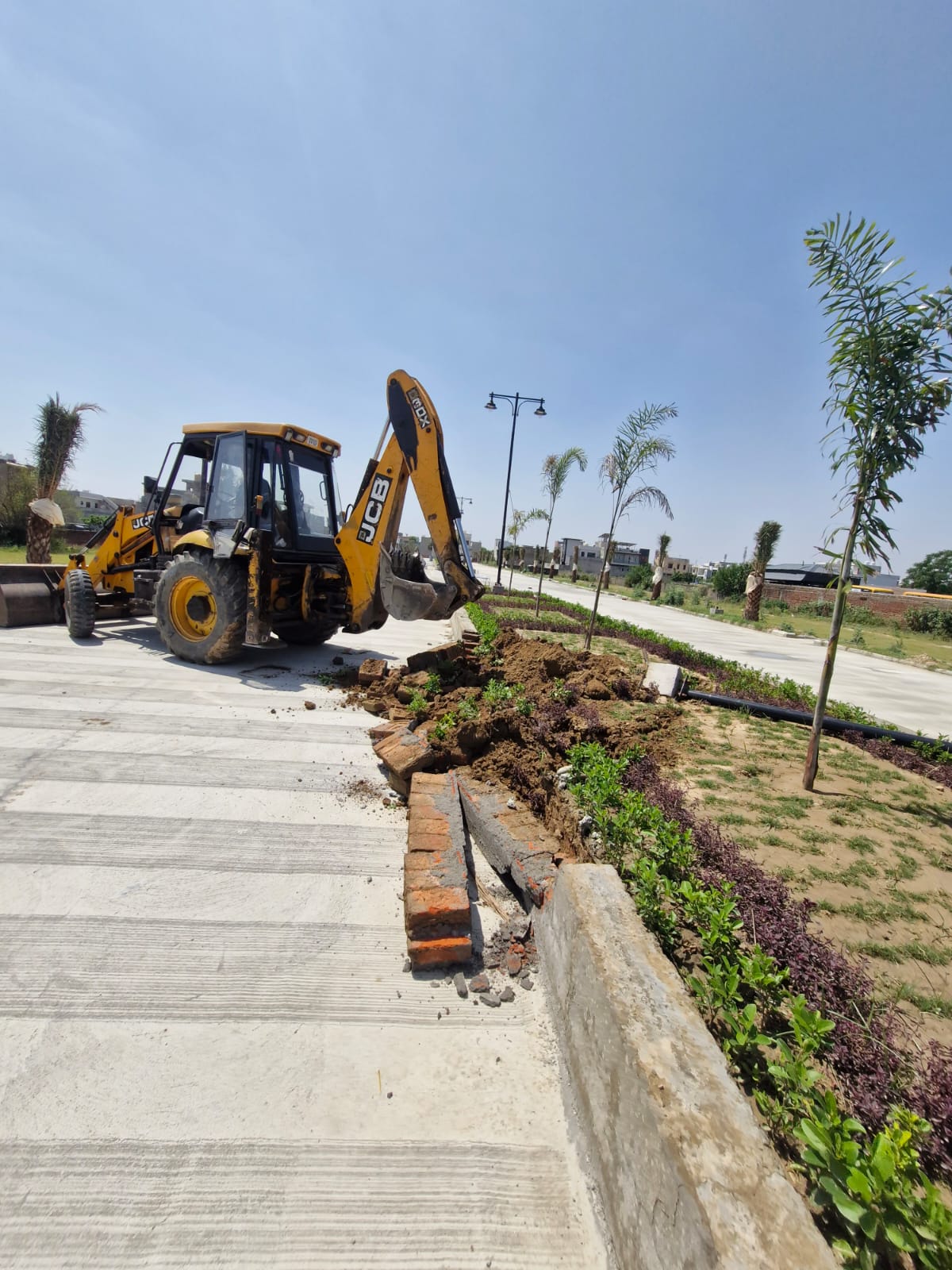 ਨਵੀਆਂ ਵਿਕਸਿਤ ਹੋ ਰਹੀਆਂ ਅਣ ਅਧਿਕਾਰਿਤ ਕਲੋਨੀਆਂ ਉੱਪਰ ਚੱਲਿਆ ਪੀਲਾ ਪੰਜਾ