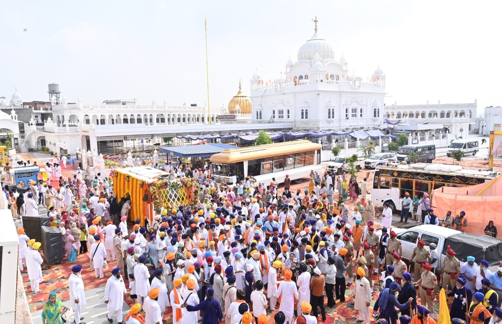 ਮੀਰੀ ਪੀਰੀ ਖਾਲਸਾ ਮਾਰਚ ਦੌਰਾਨ ਸ੍ਰੀ ਗੋਇੰਦਵਾਲ ਸਾਹਿਬ ਵਿਖੇ ਸੰਬੋਧਨ ਕਰਦੇ ਜਥੇਦਾਰ ਗਿਆਨੀ ਕੁਲਦੀਪ ਸਿੰਘ ਗੜਗੱਜ ਅਤੇ ਐਡਵੋਕੇਟ ਹਰਜਿੰਦਰ ਸਿੰਘ ਧਾਮੀ