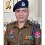 DSP CID ਅੰਮ੍ਰਿਤਸਰ ਸੰਜੀਵ ਕੁਮਾਰ, PPS ਨੂੰ ਸ਼ਾਨਦਾਰ ਅਤੇ ਅਨੁਕਰਣੀਯ ਸੇਵਾਵਾਂ ਲਈ ਰਾਸ਼ਟਰਪਤੀ ਪੁਲਿਸ ਮੈਡਲ ਫਾਰ ਮੈਰਿਟੋਰੀਅਸ ਸਰਵਿਸ ਨਾਲ ਸਨਮਾਨਿਤ ਕੀਤਾ ਗਿਆ।