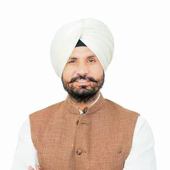 ਪੰਜਾਬ ਕਾਂਗਰਸ ਪ੍ਰਧਾਨ ਰਾਜਾ ਵੜਿੰਗ ਖ਼ਿਲਾਫ਼ ਬੂਟਾ ਸਿੰਘ ਬਾਰੇ ਕਥਿਤ ਨਸਲੀ ਟਿੱਪਣੀ ਦੇ ਮਾਮਲੇ ਵਿੱਚ NCSC ਵੱਲੋਂ 5 ਦਿਨਾਂ ਵਿੱਚ ਕਾਰਵਾਈ ਦੇ ਹੁਕਮ।