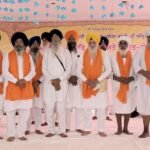 ਗੁਰਦੁਆਰਾ ਗੁਰੂਸਰ ਸਾਹਿਬ ਮਾਦੋਕੇ ਬਰਾੜ ਵਿਖੇ ਚਲਦਾ ਵਹੀਰ ਗੁਰਮਤਿ ਪ੍ਰਚਾਰ ਅਤੇ ਅੰਮ੍ਰਿਤ ਸੰਚਾਰ ਲਹਿਰ ਤਹਿਤ ਕਰਵਾਏ ਸਮਾਗਮ ਦੌਰਾਨ ਗਿਆਨੀ ਅਮਰਜੀਤ ਸਿੰਘ, ਐਡਵੋਕੇਟ ਹਰਜਿੰਦਰ ਸਿੰਘ ਧਾਮੀ ਅਤੇ ਹੋਰ ਪ੍ਰਮੁੱਖ ਸ਼ਖ਼ਸੀਅਤਾਂ।